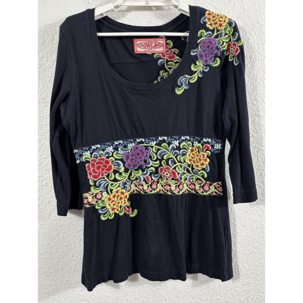 Johnny Was JWLA Shirt Womens Medium Black Embroidered Floral Boho Tunic Top